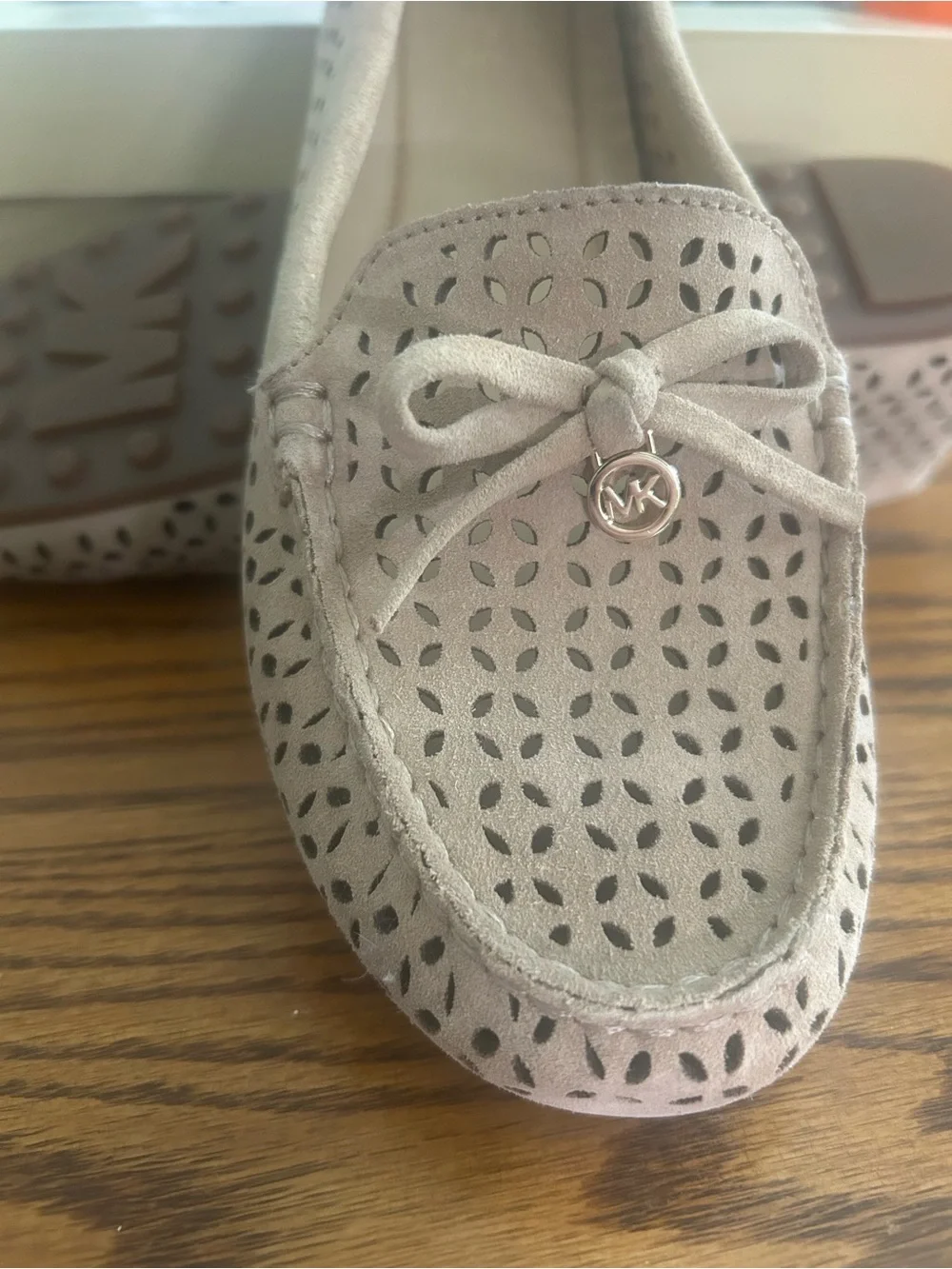 Michael Kors Olivia Women’s Laser-Cut Bow Loafers in Light Tan/Khaki